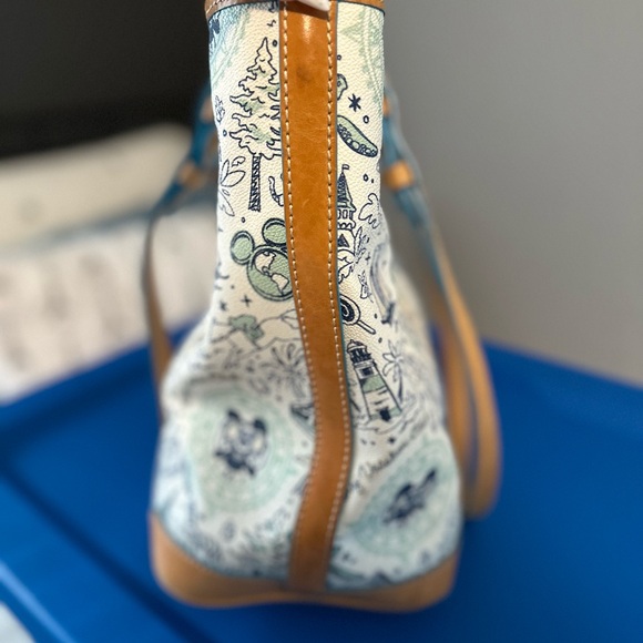 Dooney & Bourke X Disney Vacation Club 25th Anniversary Women's Tote Bag - Picture 11 of 12